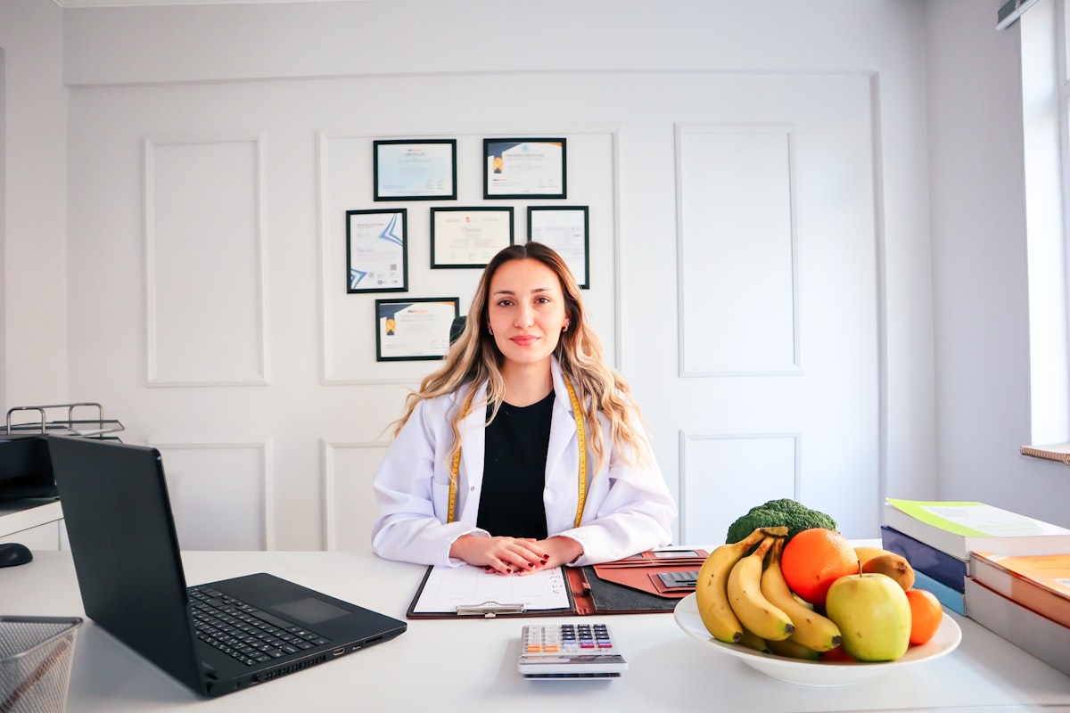 Dr. Sarah Müller - Ernährungswissenschaftlerin